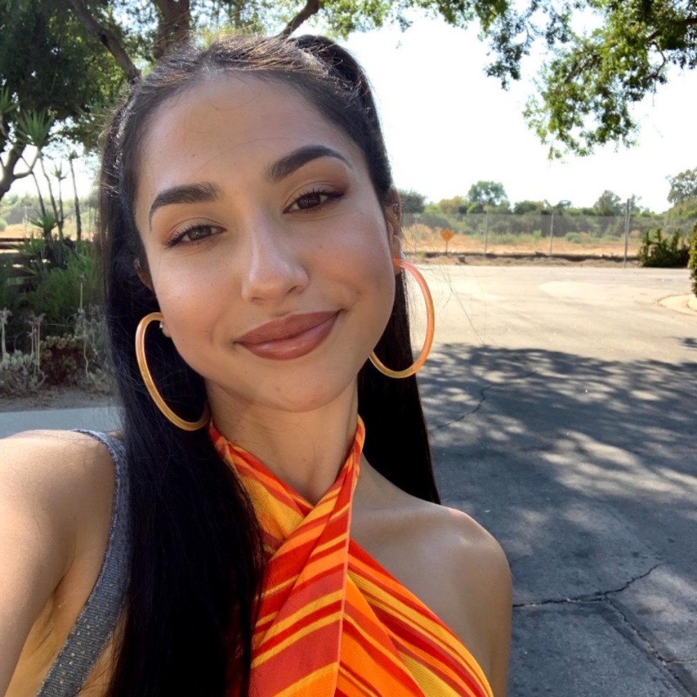 Meet your Posher, Gisela